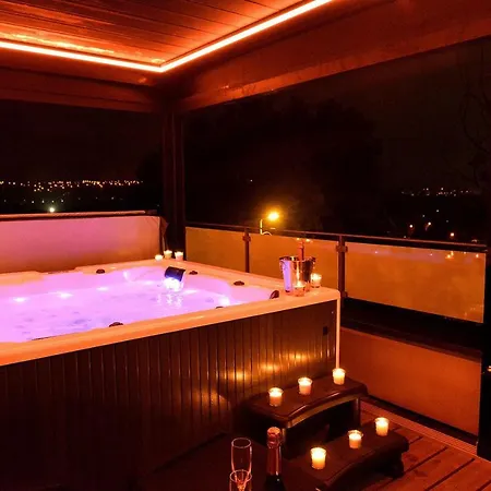 Suitedreams - Sky - Lieja