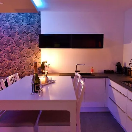 Suitedreams - Sky - Appartement Liège