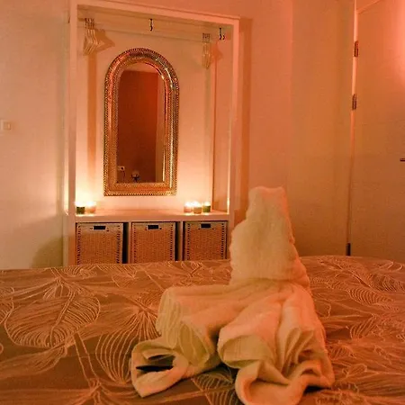 Suitedreams - Sky - Apartment