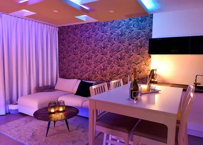 Suitedreams - Sky - *